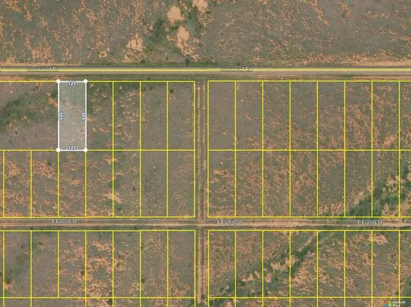 Ironwood Rd, Pearce, AZ 85625