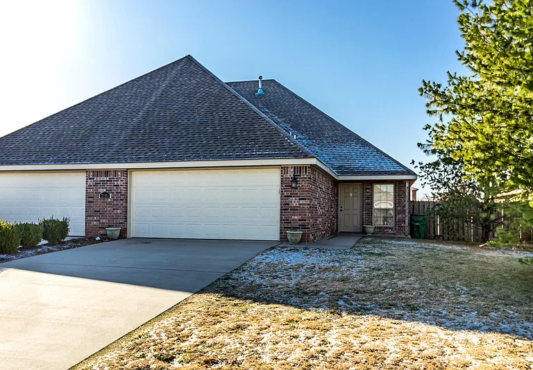 7393 Brooklyn Ave, Springdale — Photo 2