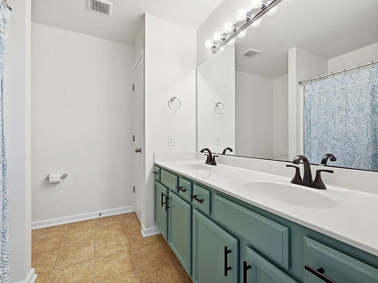 1404 Old Folkstone Rd #7 — Photo 25
