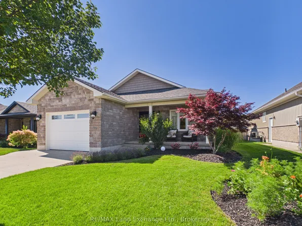 50 Lakefield Dr, Kincardine, ON N2Z 0C9