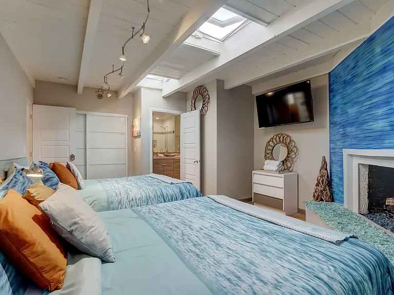 4020 Sequoia St #4020 — Photo 94
