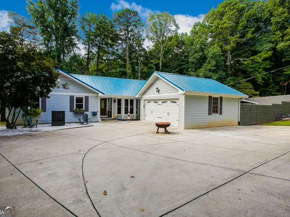 1695 Lakeside Trl, Cumming, GA 30041