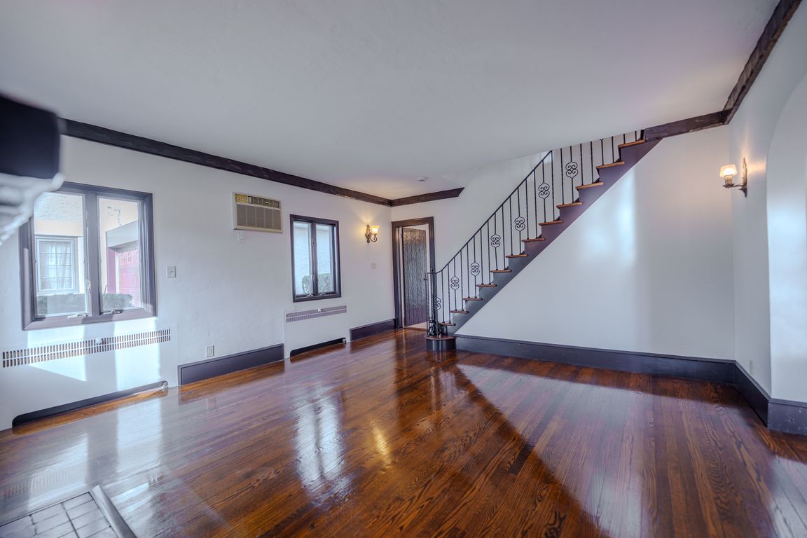 next background image