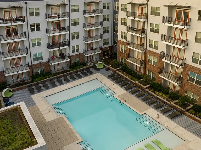 Camden Buckhead Square — Photo 22