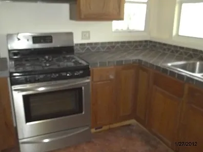4 bed, 1373 sqft, $3,200 — Photo 4
