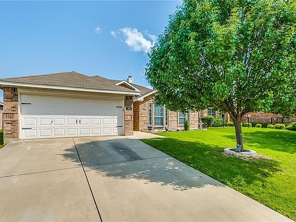 2nd image of 904 Mesa Vista Dr