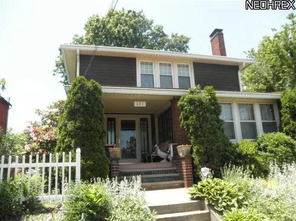 121 13th St SW, Massillon, OH 44647