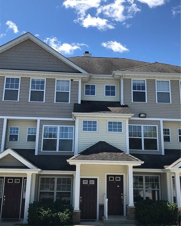 1st image of 25-10 Fairways Dr