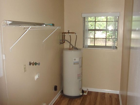 4th image of 3069 Sea Gate Cir #3069