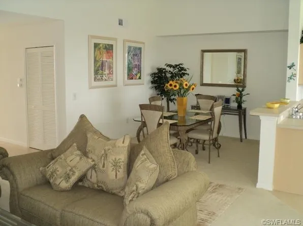 6820 Sterling Greens Pl #404, Naples, FL 34104