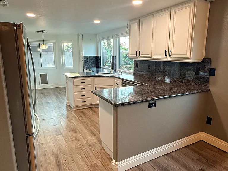 4437 Crimson Leaf Dr — Photo 4
