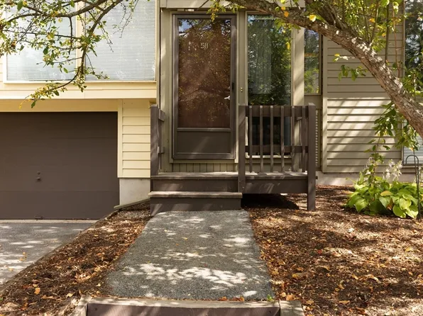 511 Tumbling Hawk Unit 511, Village Of Nagog Woods, MA 01718