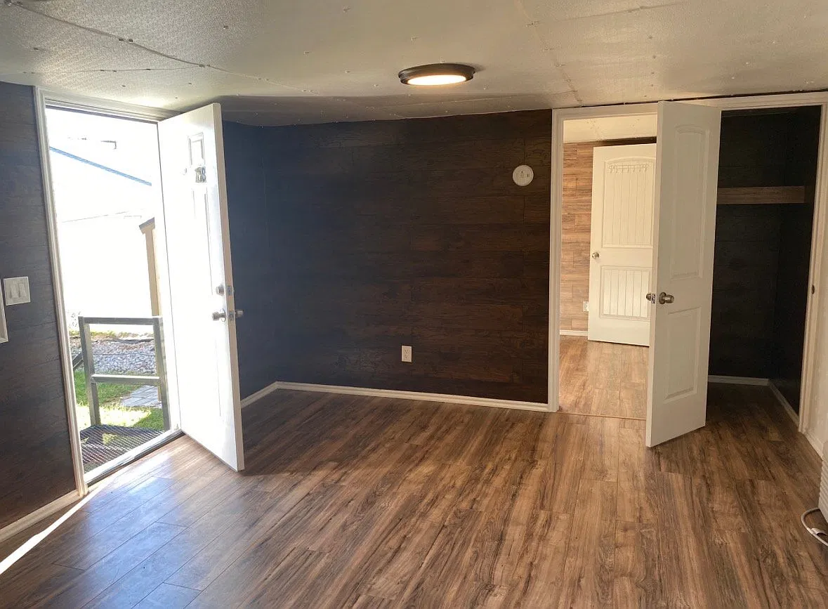 Studio apartment — Photo 1
