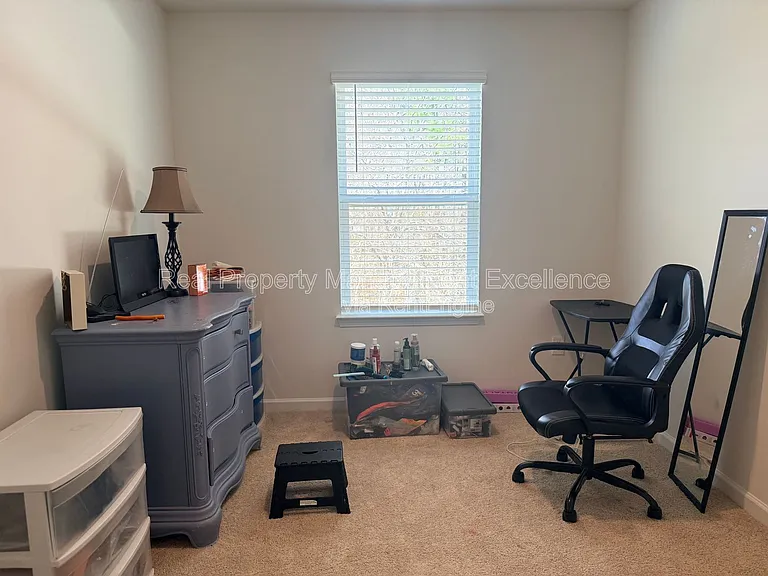 58 Sweet Meadow Rd — Photo 20