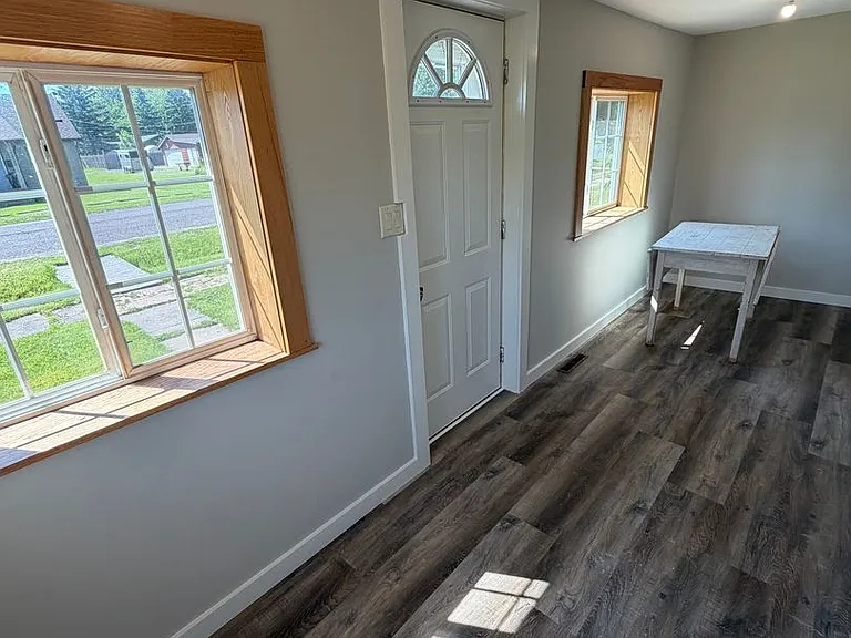 5428 Cumming Ave — Photo 3