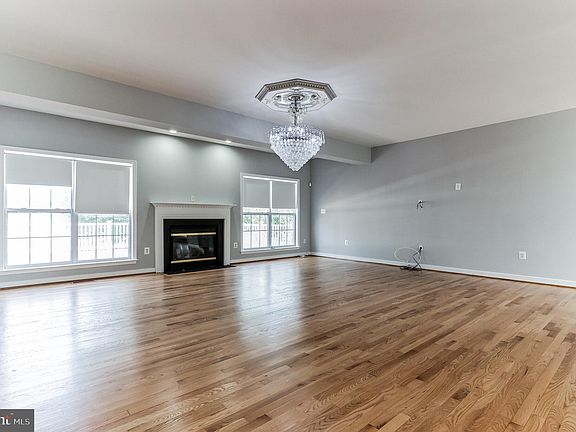 5th image of 13154 Quade Ln