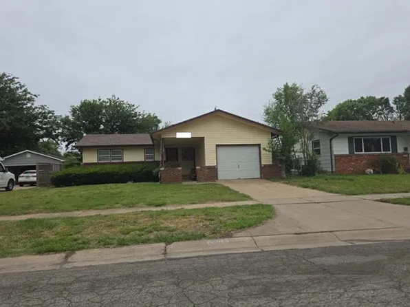 2303 W Southgate St, Wichita, KS 67217