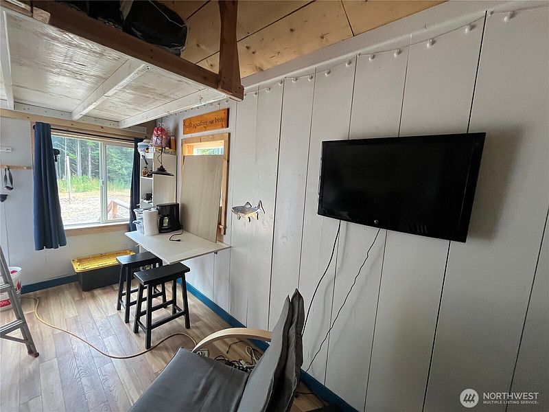 4th image of 282 Copalis Beach Road