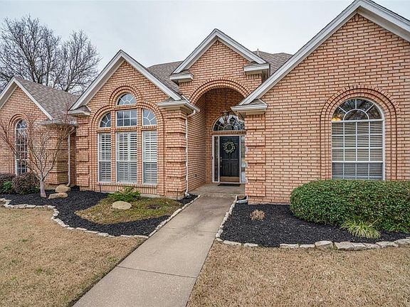 2nd image of 1506 Rosewood Dr