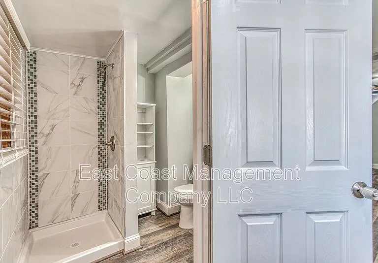 1253 Sargeant St — Photo 19