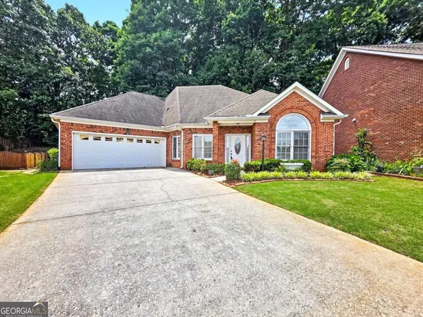 2340 Stockton Walk Ln, Snellville, GA 30078