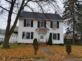 611 Cleveland Ave, Algoma, WI 54201