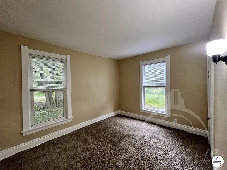 3113 Scottwood Ave — Photo 7