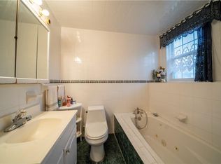 6 Vernon Pl, Mount Vernon, NY 10552