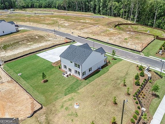 7th image of this home