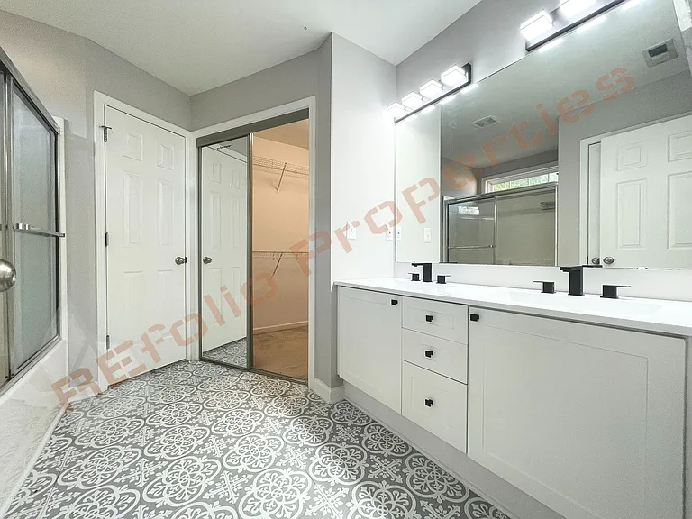 2452 Bay Harbor Dr — Photo 13