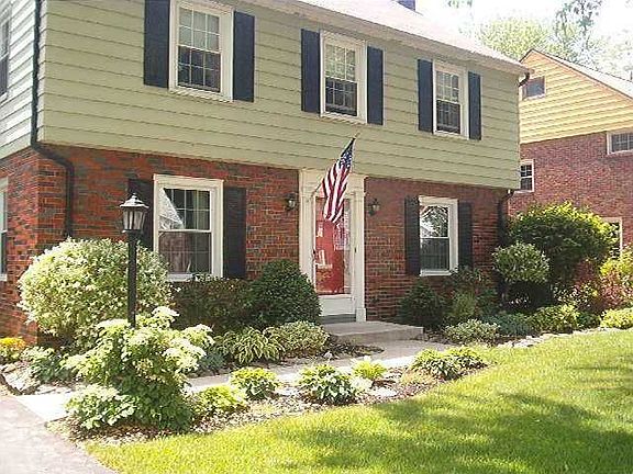 2nd image of 127 Southwood Dr
