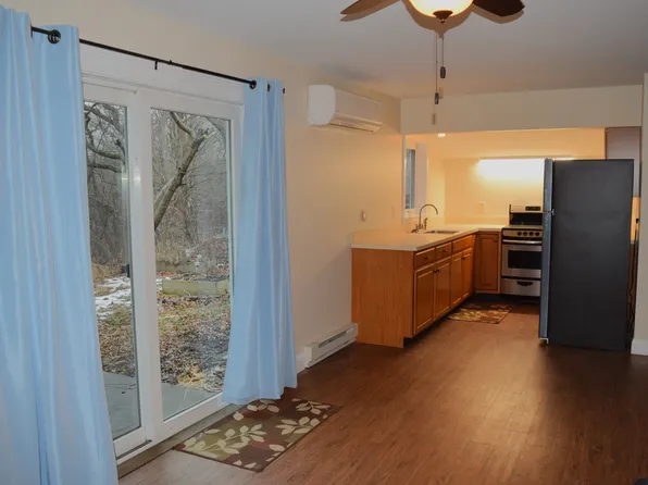 47A Quassuk Rd, Woodbury, CT 06798