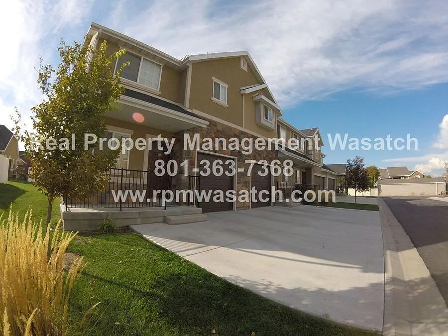 13582 S Cantania Way