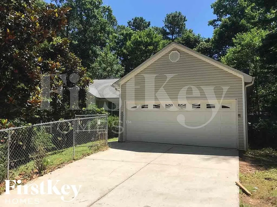5036 Balus Dr