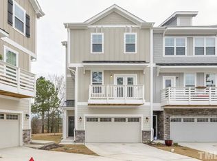 1009 Diamond Dove Ln, Apex, NC 27502