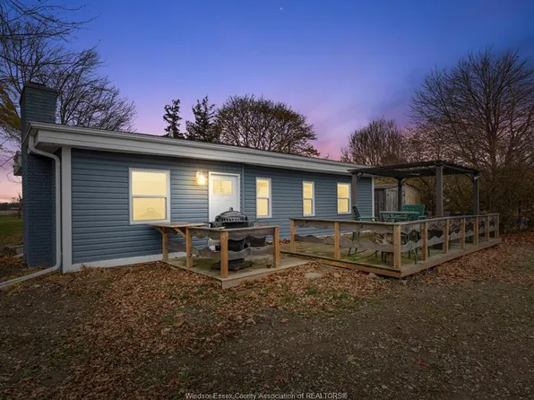 1962 Ocean Blvd, Chatham Kent, ON N0P 2P0