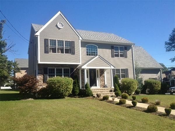 1st image of 100 Mayes Ave