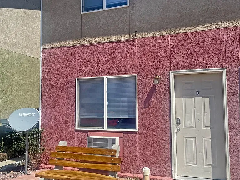 Oakshire Ln 1713 — Photo 1