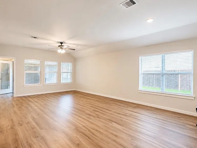 4612 Spoon Bill Cove Dr — Photo 11