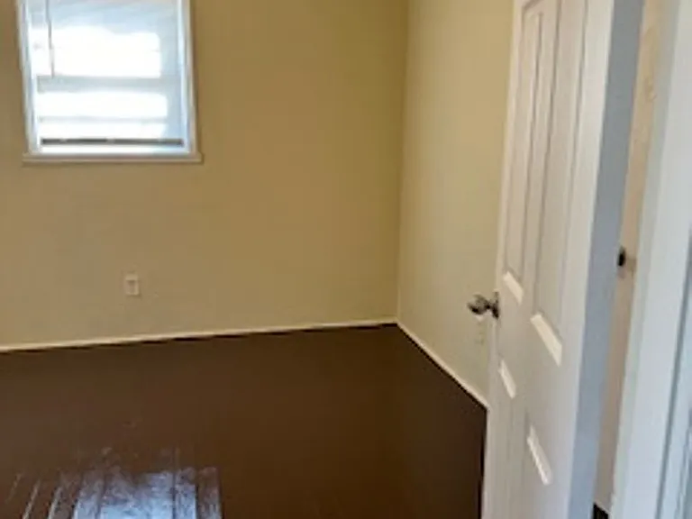 524 Franklin St — Photo 10