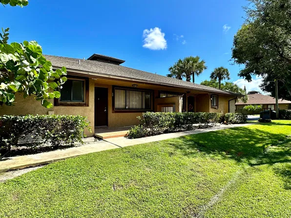3120 Collin Dr APT D, West Palm Beach, FL 33406