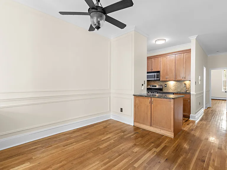 1206 Washington St #3 — Photo 6