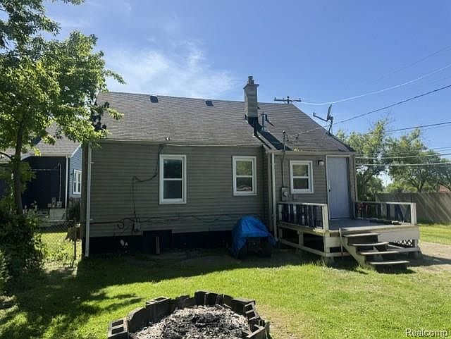 Listing photo 4