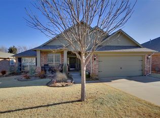 3429 Grant Rd, Norman, OK 73071