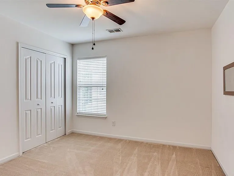 6 Parkwalk Dr — Photo 17