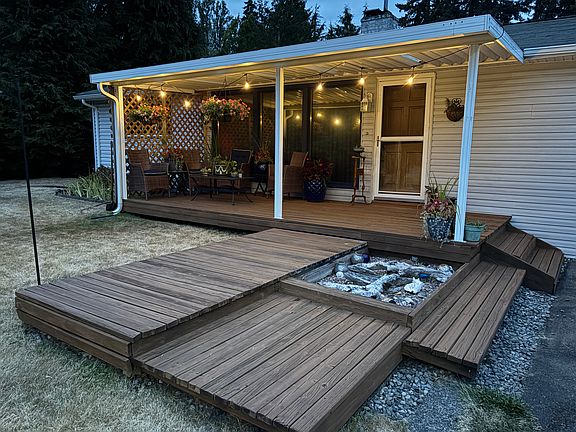 4th image of 13718 17th Ave NE