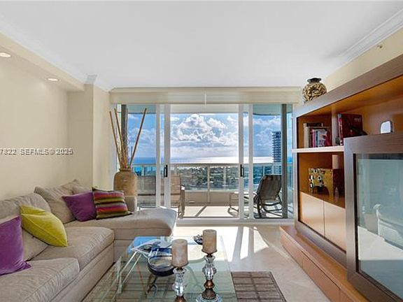 4th image of 21055 Yacht Club Dr #2310