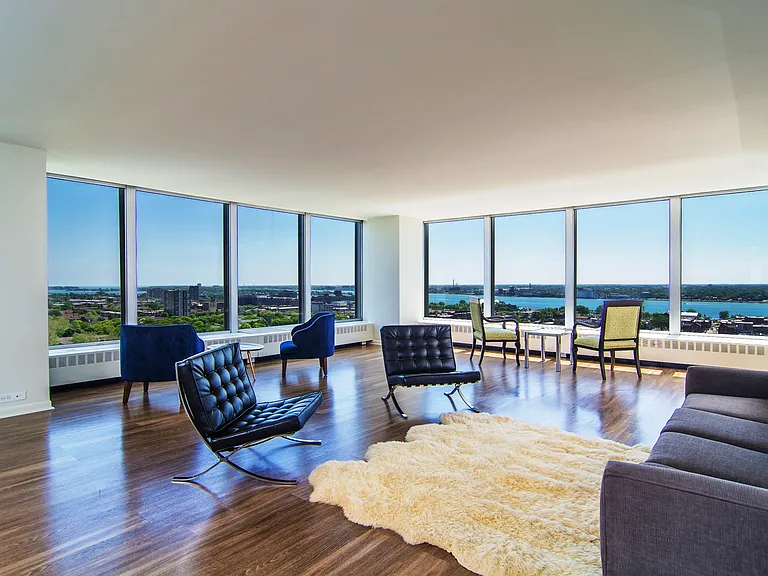 Great Room - three bedroom apartment