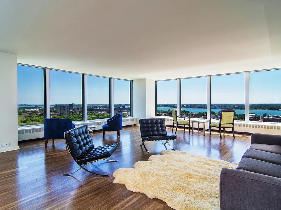 Great Room - three bedroom apartment