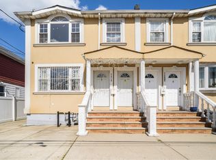 11515 134th St, South Ozone Park, NY 11420